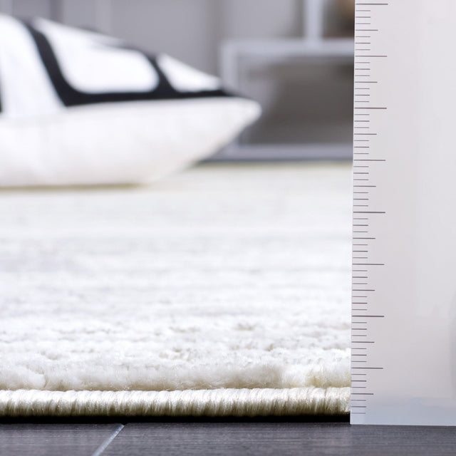 Safavieh Hanna Han114F Grey/Ivory Rug - Safavieh - han114f - 7r