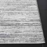 Safavieh Hanna 4'-0" x 6'-0" Rug in Grey / Ivory