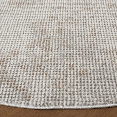 Safavieh Hanna 6'-7" x 6'-7" Rug in Taupe / Grey