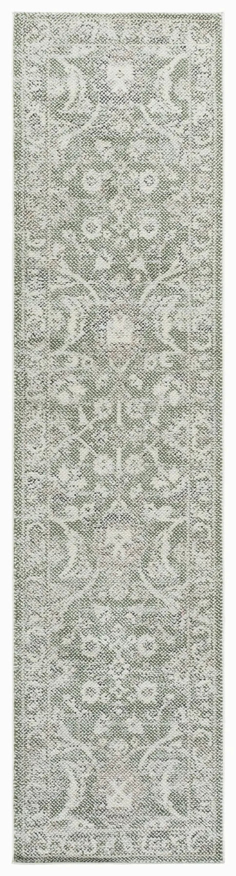 Safavieh Harrison 2'-0" x 8'-0" Rug in Green / Ivory