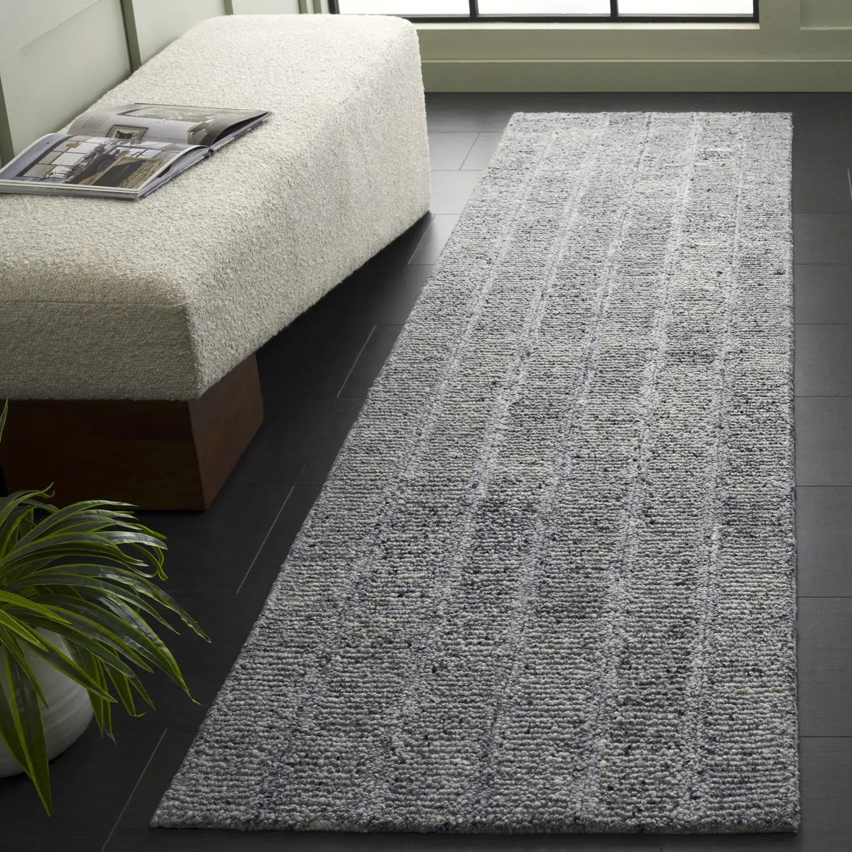 Safavieh Harvest 2'-3" x 9'-0" Rug in Grey