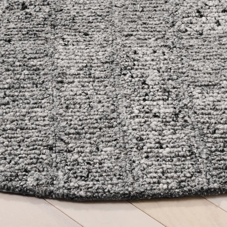 Safavieh Harvest 6'-0" x 6'-0" Rug in Grey