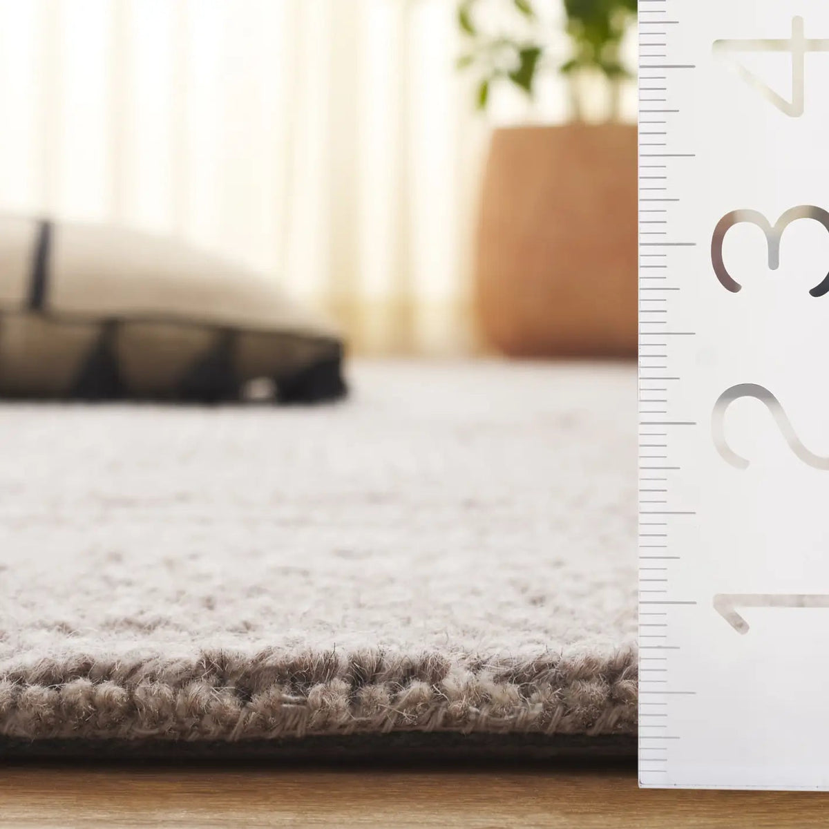 Safavieh Harvest 2'-3" x 9'-0" Rug in Taupe