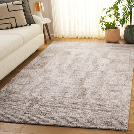 Safavieh Harvest 4'-0" x 6'-0" Rug in Taupe