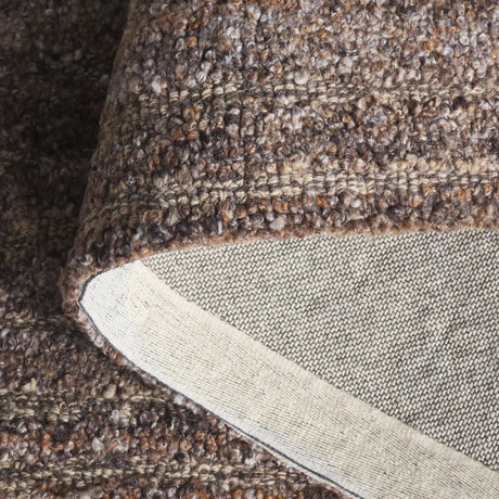 Safavieh Harvest 4'-0" x 6'-0" Rug in Brown