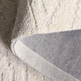 Safavieh Harvest 4'-0" x 6'-0" Rug in Ivory