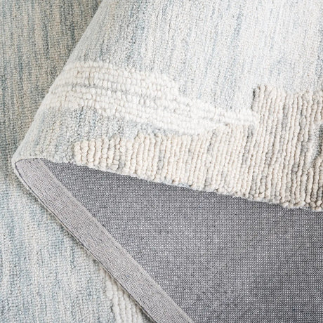 Safavieh Harvest 4'-0" x 6'-0" Rug in Light Blue / Ivory