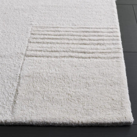 Safavieh Harvest 2'-3" x 9'-0" Rug in Ivory