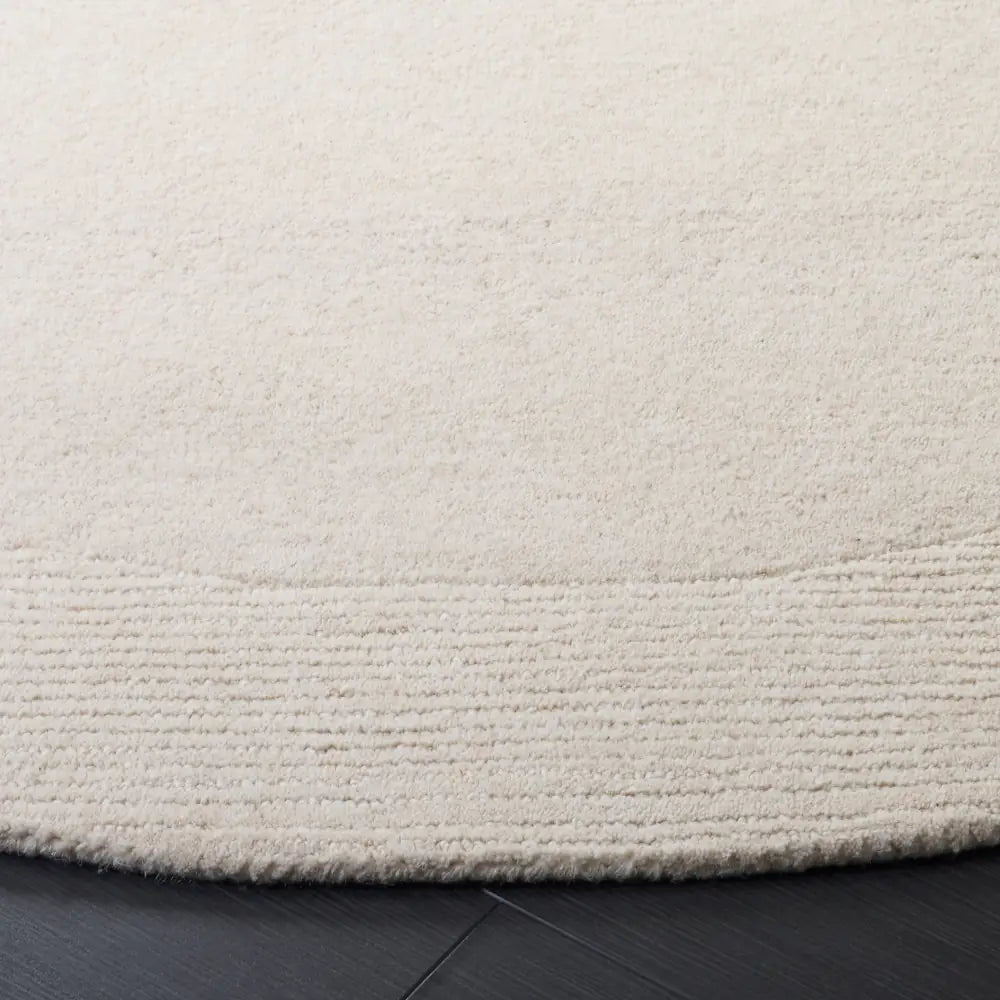 Safavieh Harvest 6'-0" x 6'-0" Rug in Ivory