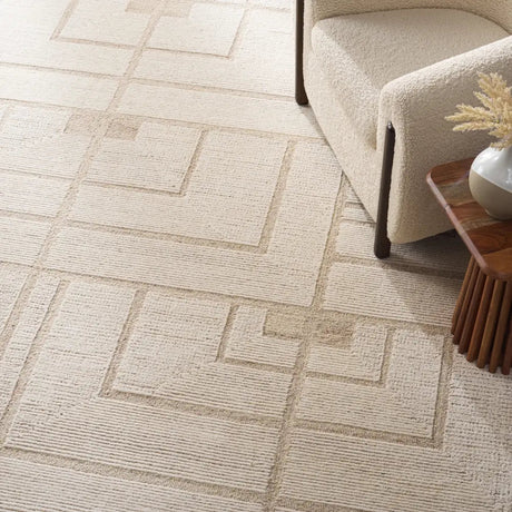 Safavieh Harvest 8'-0" x 10'-0" Rug in Beige / Ivory
