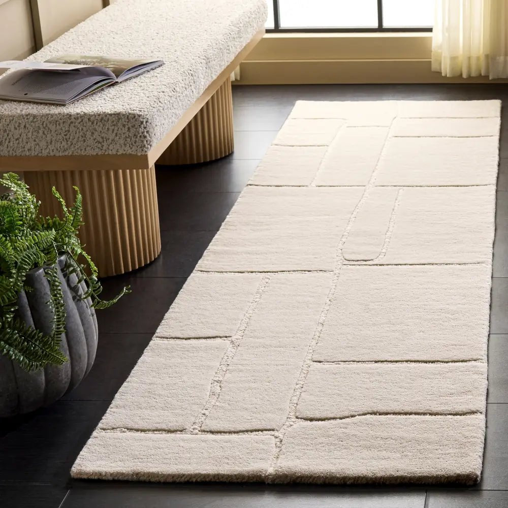 Safavieh Harvest 2'-3" x 8'-0" Rug in Ivory