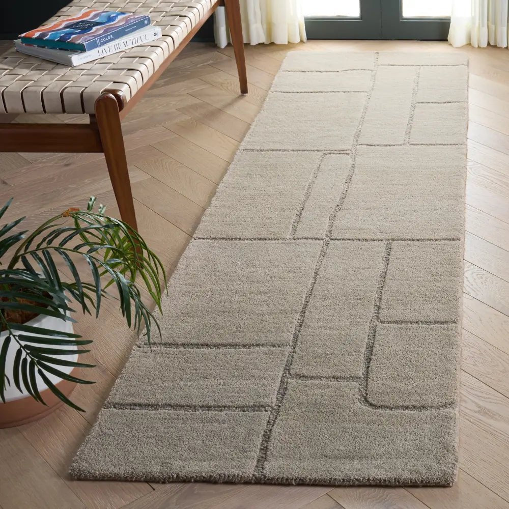 Safavieh Harvest 2'-3" x 8'-0" Rug in Grey / Ivory