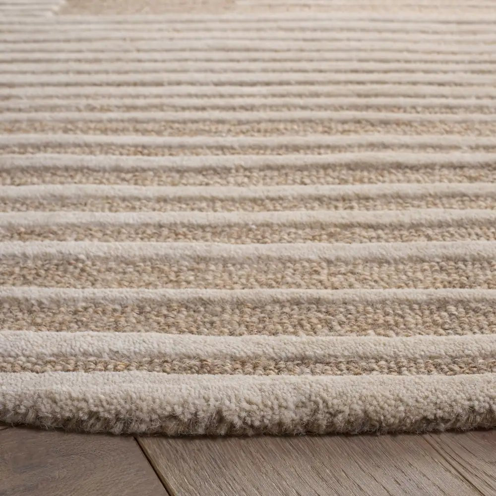 Safavieh Harvest 6'-0" x 6'-0" Rug in Beige / Ivory