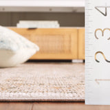 Safavieh Hazel 500 4'-0" x 6'-0" Rug in Taupe / Green