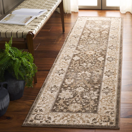 Safavieh Hazel 500 2'-2" x 8'-0" Rug in Brown / Ivory