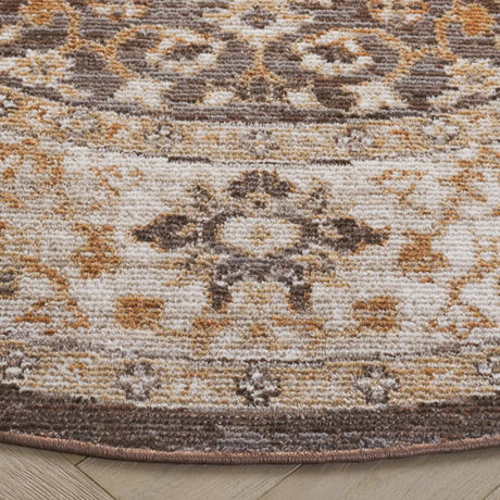 Safavieh Hazel 500 6'-0" x 6'-0" Rug in Brown / Ivory