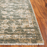 Safavieh Hazel 500 4'-0" x 6'-0" Rug in Green / Beige