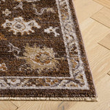 Safavieh Hazel 500 5'-3" x 7'-6" Rug in Brown / Ivory