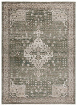 Safavieh Hazel 500 4'-0" x 6'-0" Rug in Green / Beige