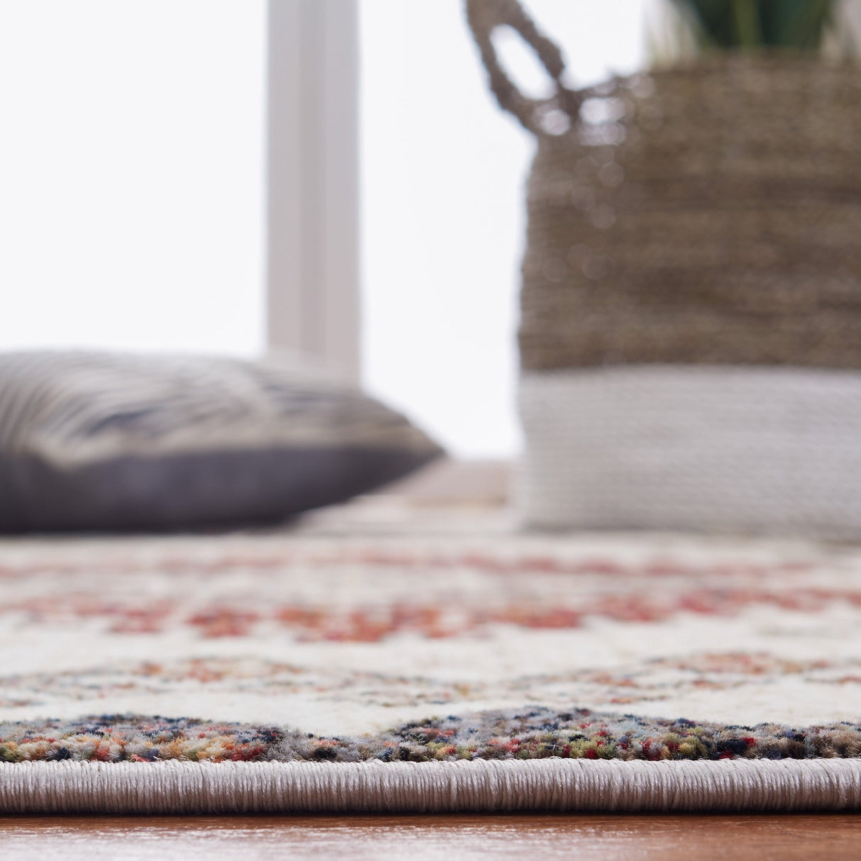 Safavieh Herat Hrt319A Cream/Grey Rugs - Safavieh - hrt319a - 7r