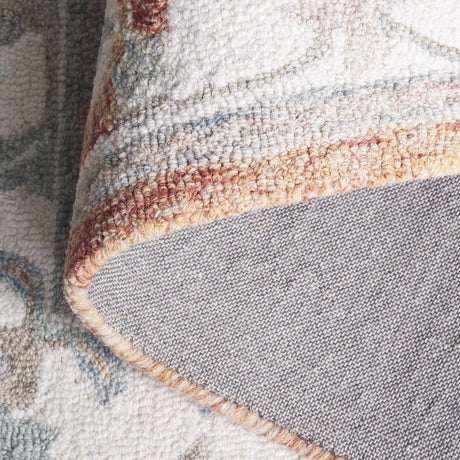 Safavieh Heritage 4'-0" x 6'-0" Rug in Rust / Ivory