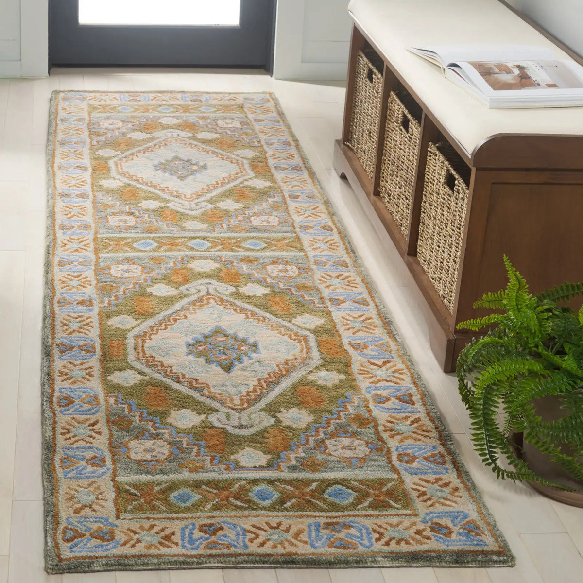 Safavieh Heritage 2'-3" x 8'-0" Rug in Ivory / Light Blue