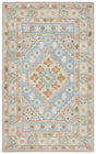 Safavieh Heritage 4'-0" x 6'-0" Rug in Green / Ivory