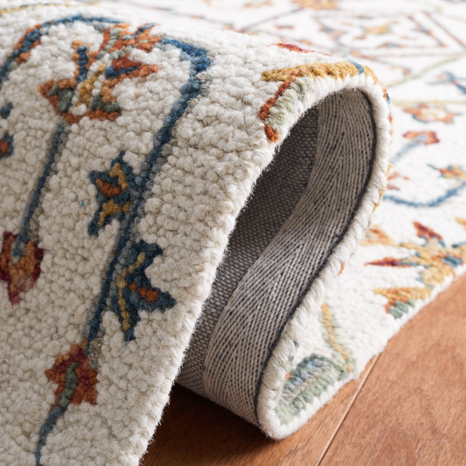 Safavieh Heritage Hg278A Ivory/Grey Rug - Safavieh - hg278a - 6r