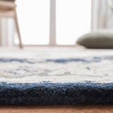 Safavieh Heritage Hg625D Beige/Navy Rug - Safavieh - hg625d - 4r