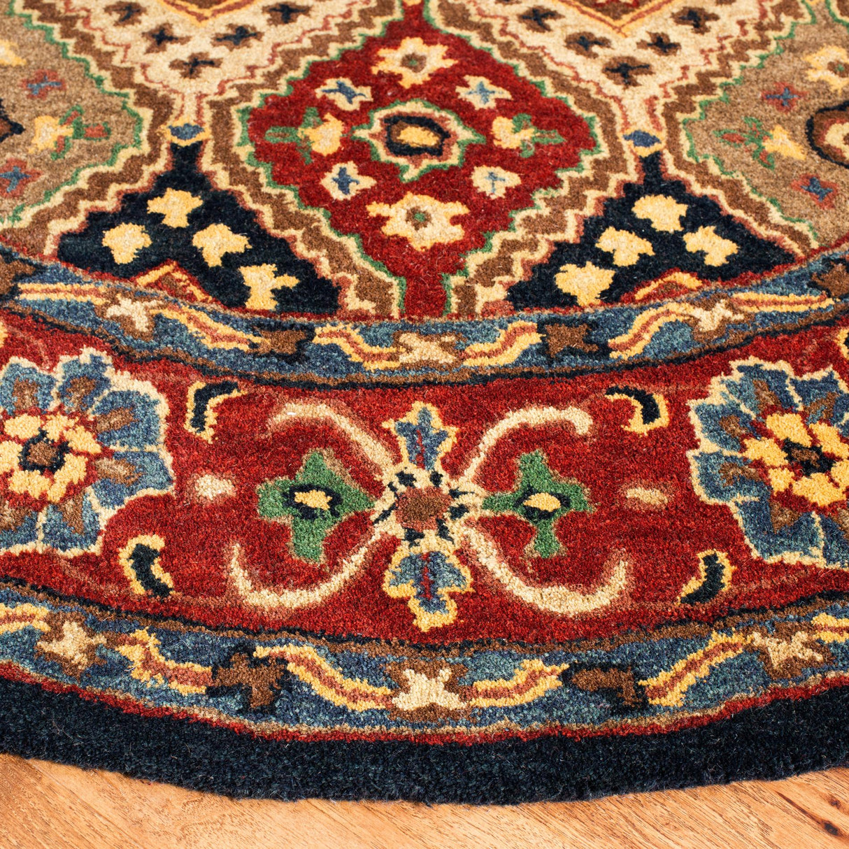 Safavieh Heritage Hg927Q Red/Beige Rugs - Safavieh - hg927q - 6r