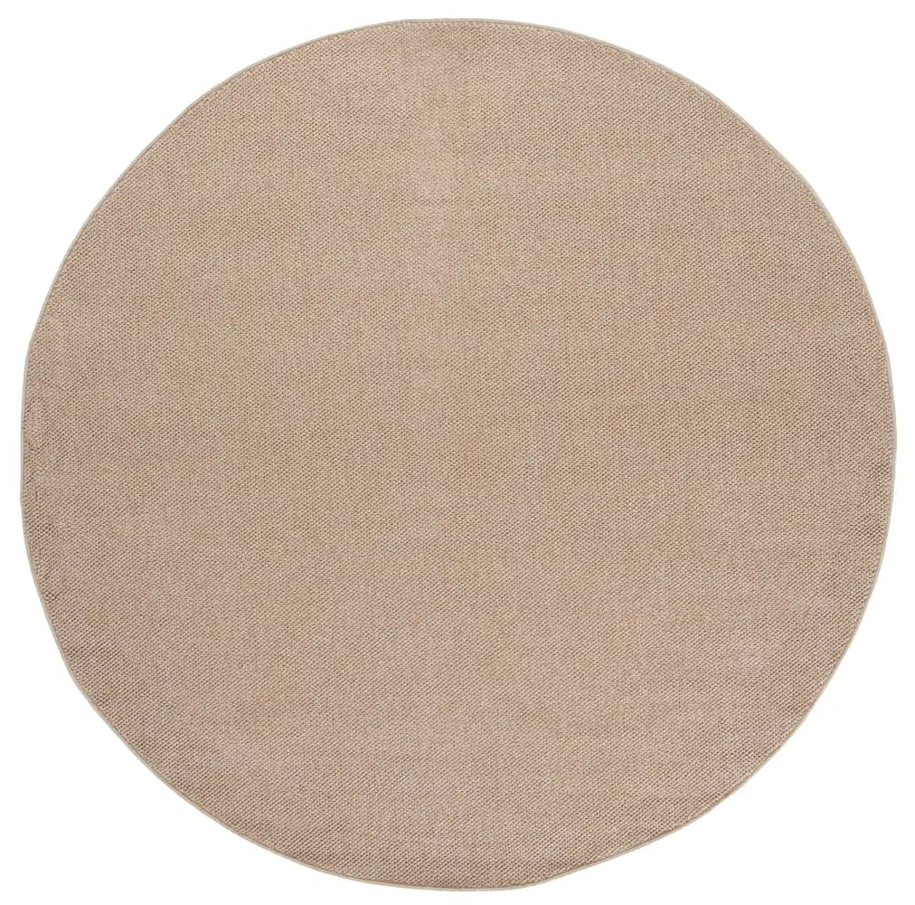 Safavieh Highland Plain 6'-7" x 6'-7" Rug in Gold / Ivory