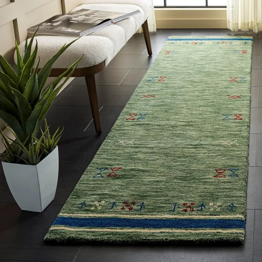 Safavieh Himalaya 2'-3" x 8'-0" Rug in Sage / Green