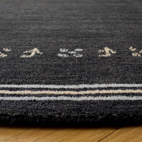 Safavieh Himalaya 6'-0" x 6'-0" Rug in Charcoal