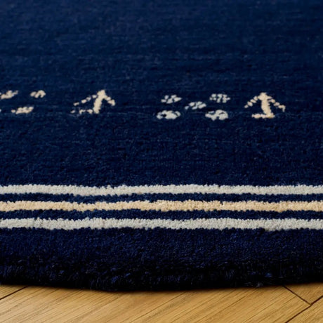 Safavieh Himalaya 6'-0" x 6'-0" Rug in Navy