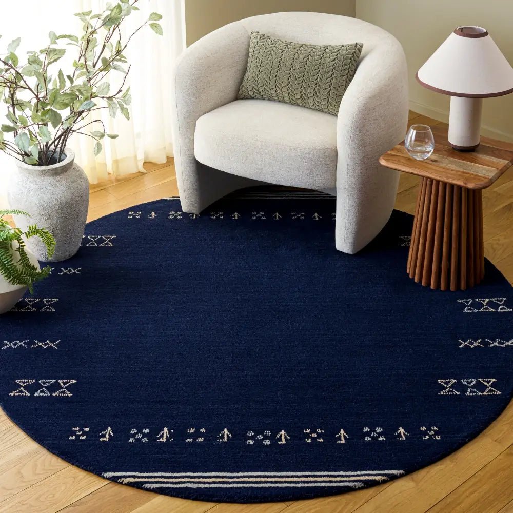 Safavieh Himalaya 6'-0" x 6'-0" Rug in Navy