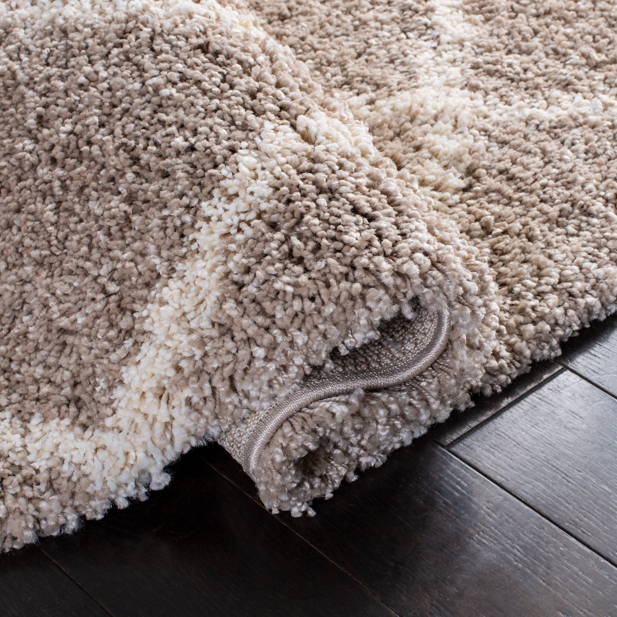 Safavieh Hudson Shag Sgh222B Beige/Ivory Rugs - Safavieh - sgh222b - 7r