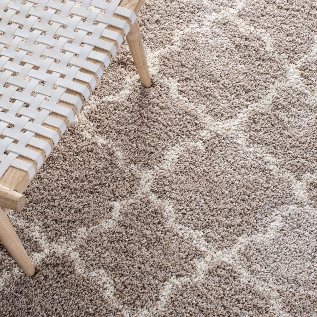 Safavieh Hudson Shag Sgh282F Beige/Ivory Rugs - Safavieh - sgh282f - 7r
