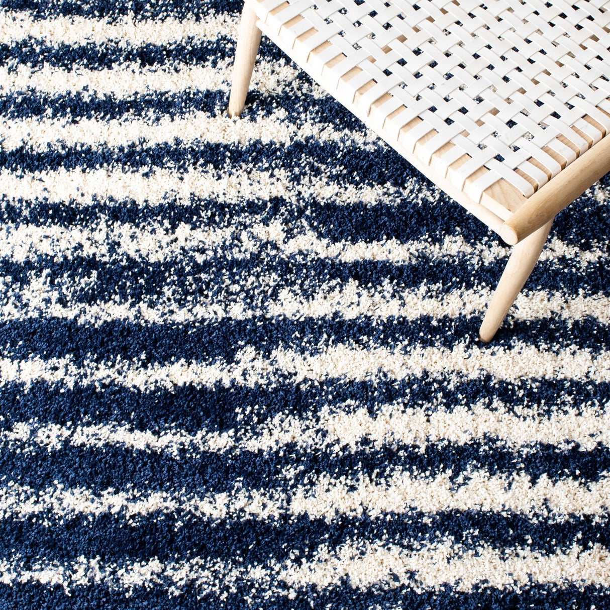 Safavieh Hudson Shag Sgh298N Navy/Ivory Rugs - Safavieh - sgh298n - 7r