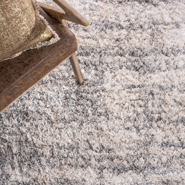 Safavieh Iceland Shag Isg511A Ivory/Grey Rug - Safavieh - isg511a - 7r