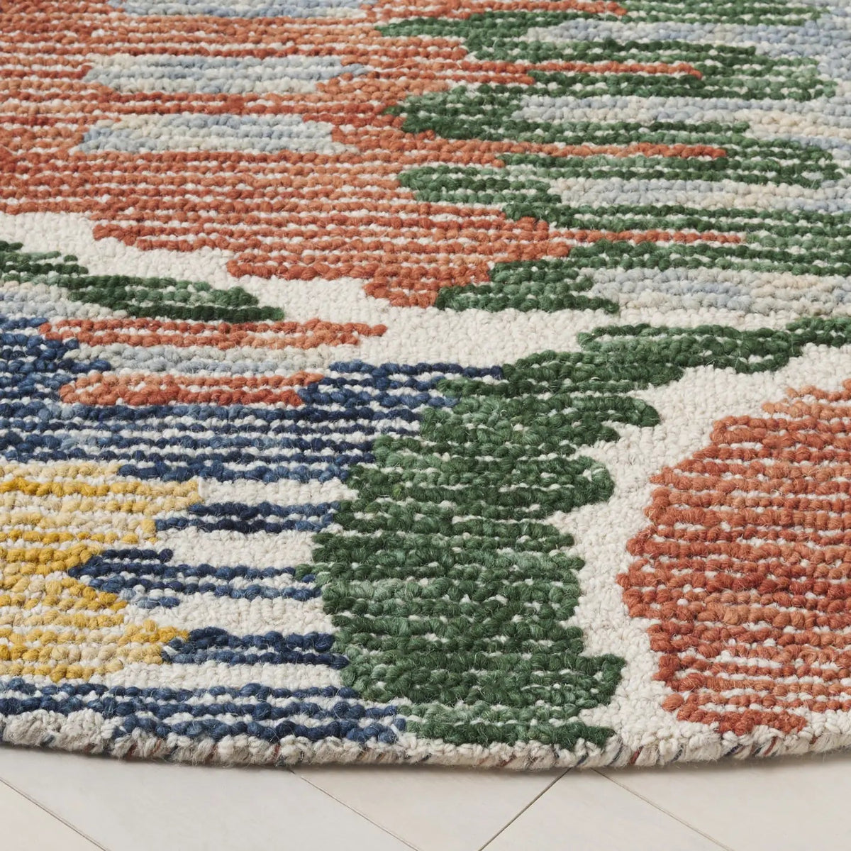 Safavieh Ikat 6'-0" x 6'-0" Rug in Green / Rust