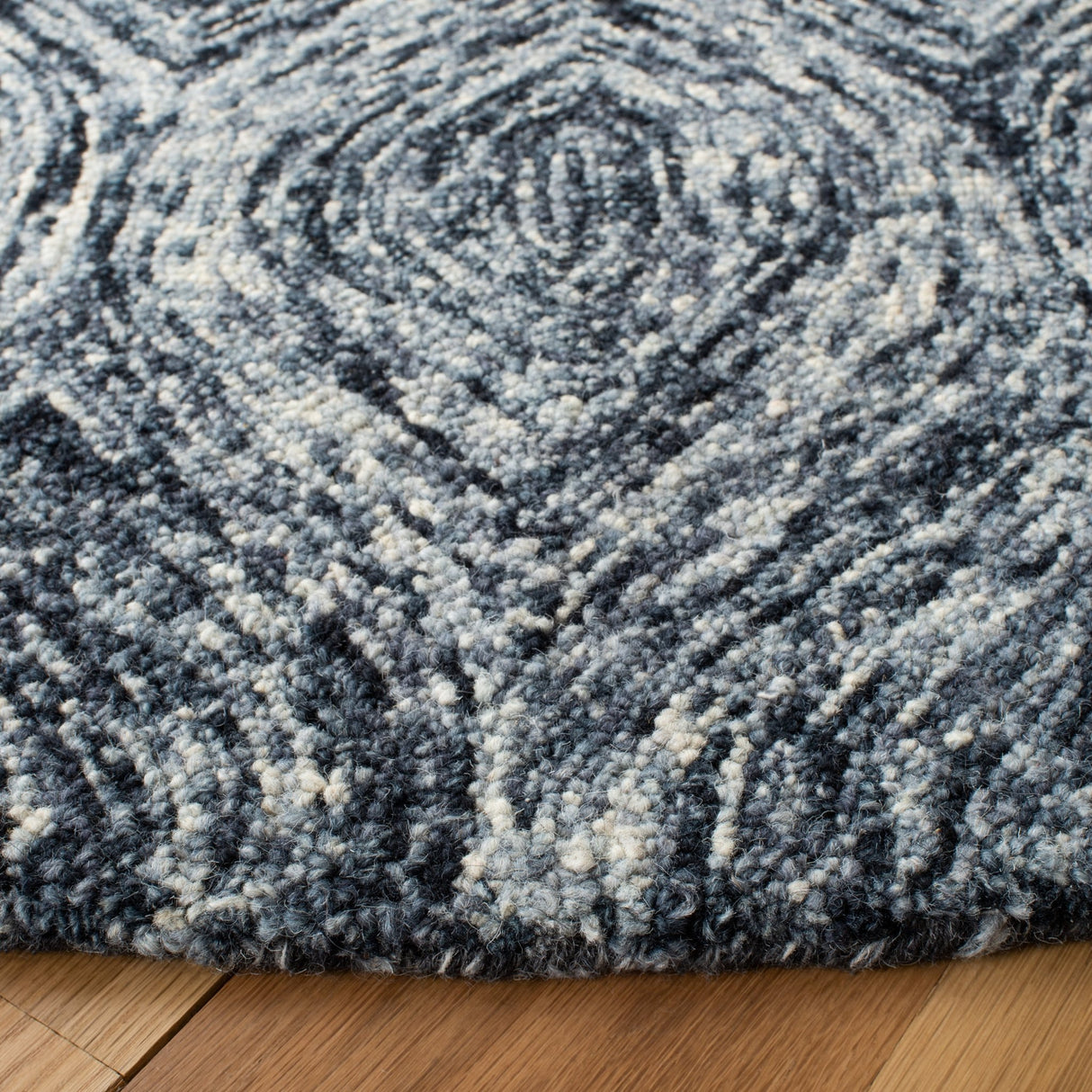 Safavieh Ikat Ikt631F Grey Rugs - Safavieh - ikt631f - 6r