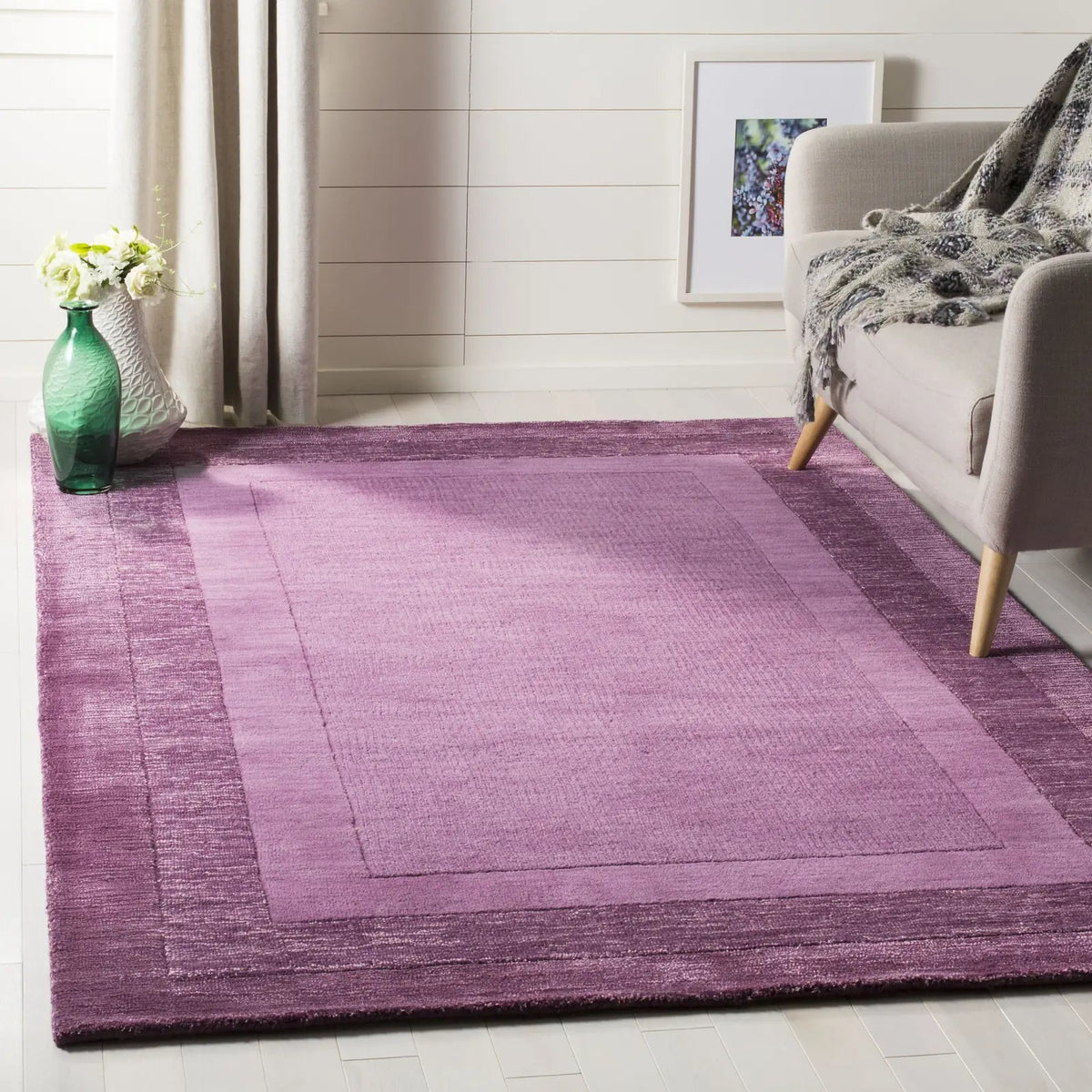 Safavieh Impressions 4'-0" x 6'-0" Rug in Fuchisa / Purple