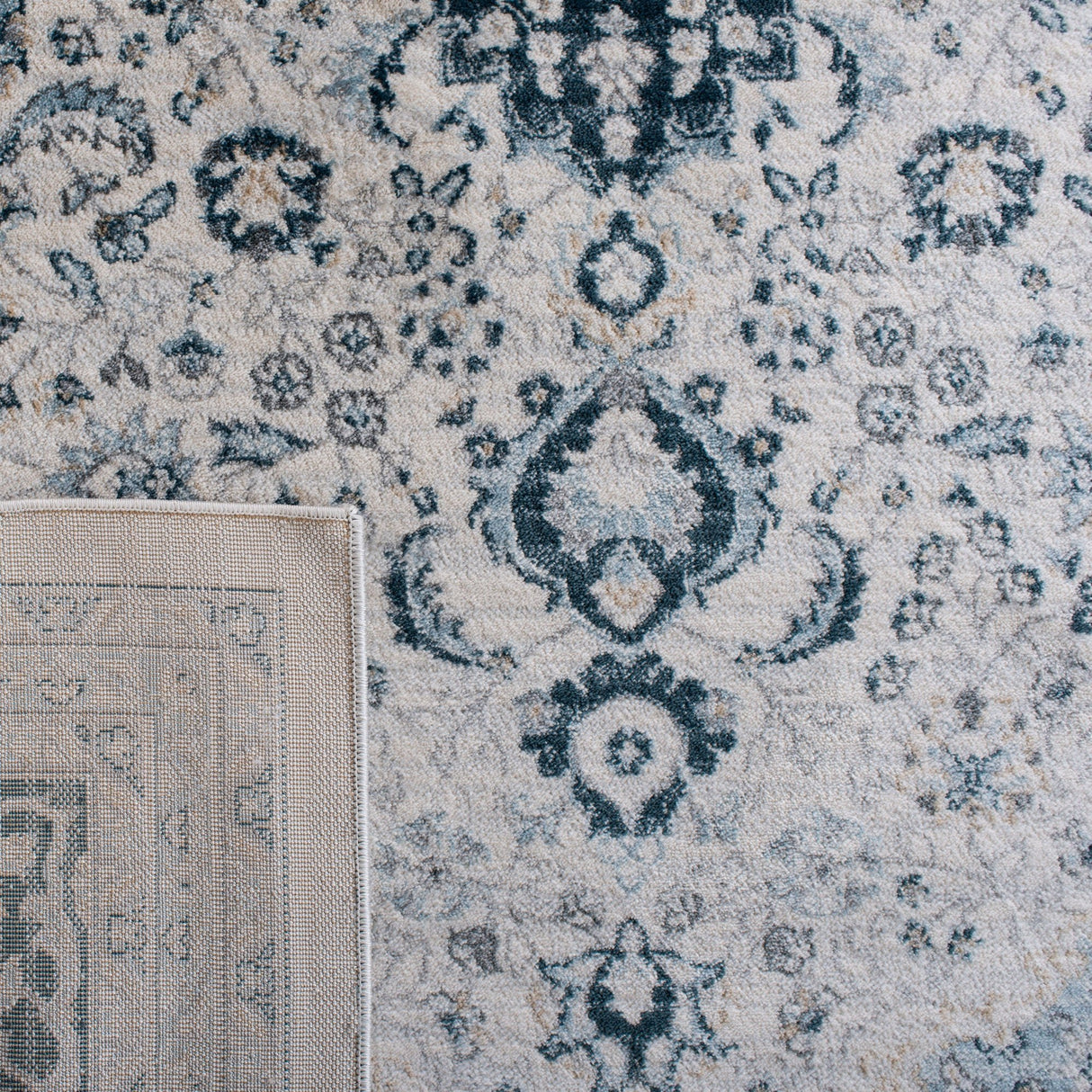 Safavieh Isabella Isa919N Cream/Navy Rug - Safavieh - isa919n - 3