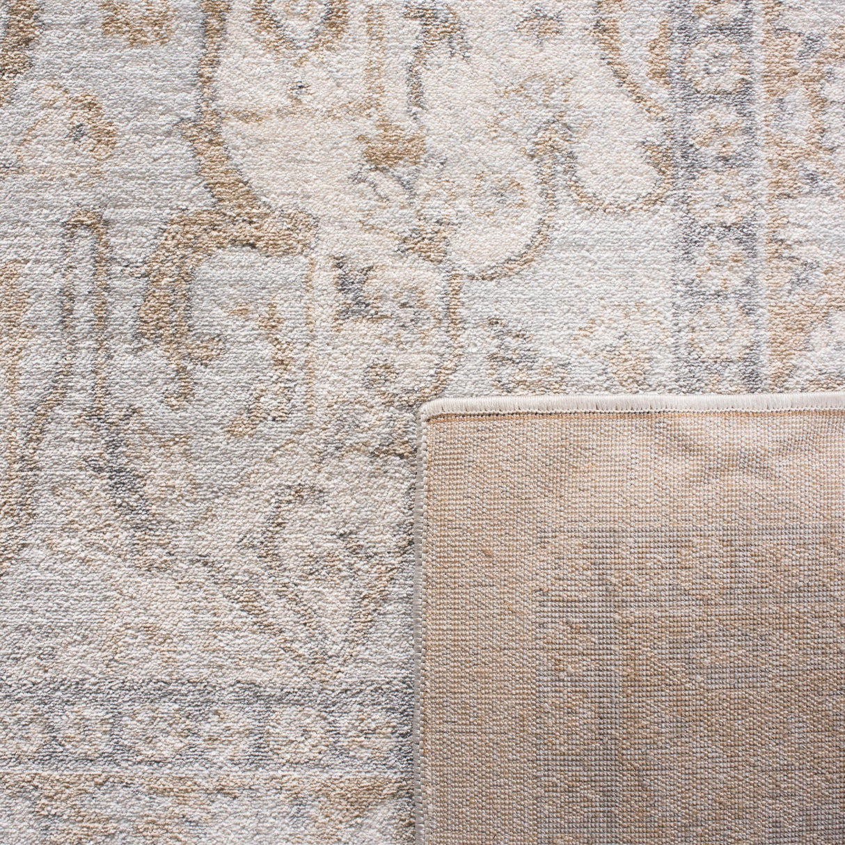 Safavieh Isabella Isa936A Cream/Beige Rug - Safavieh - isa936a - 4r
