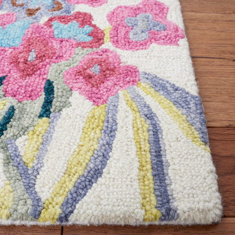 Safavieh Jardin Jar151A Ivory/Pink Rug - Safavieh - jar151a - 6r