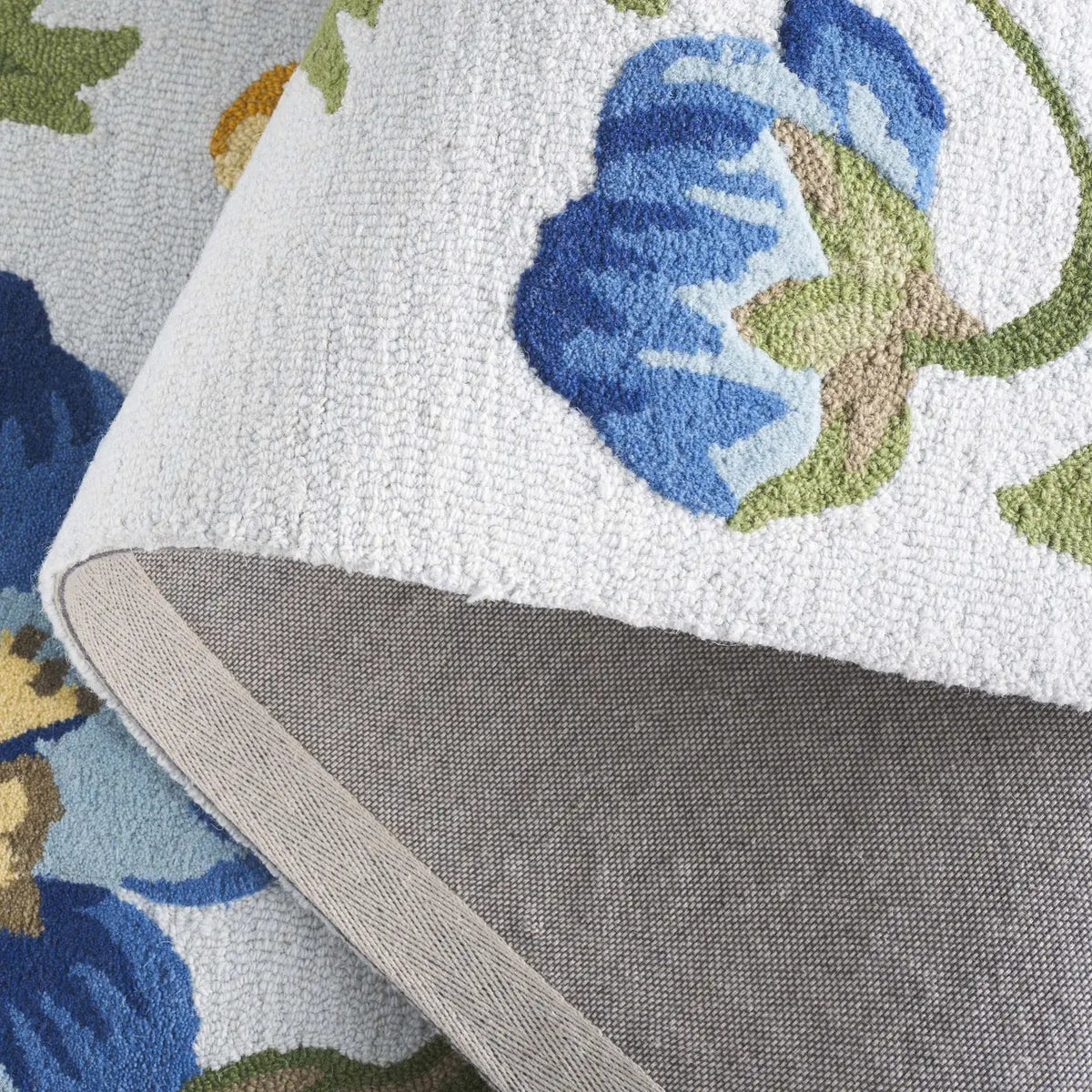 Safavieh Jardin 4'-0" x 6'-0" Rug in Light Grey / Blue