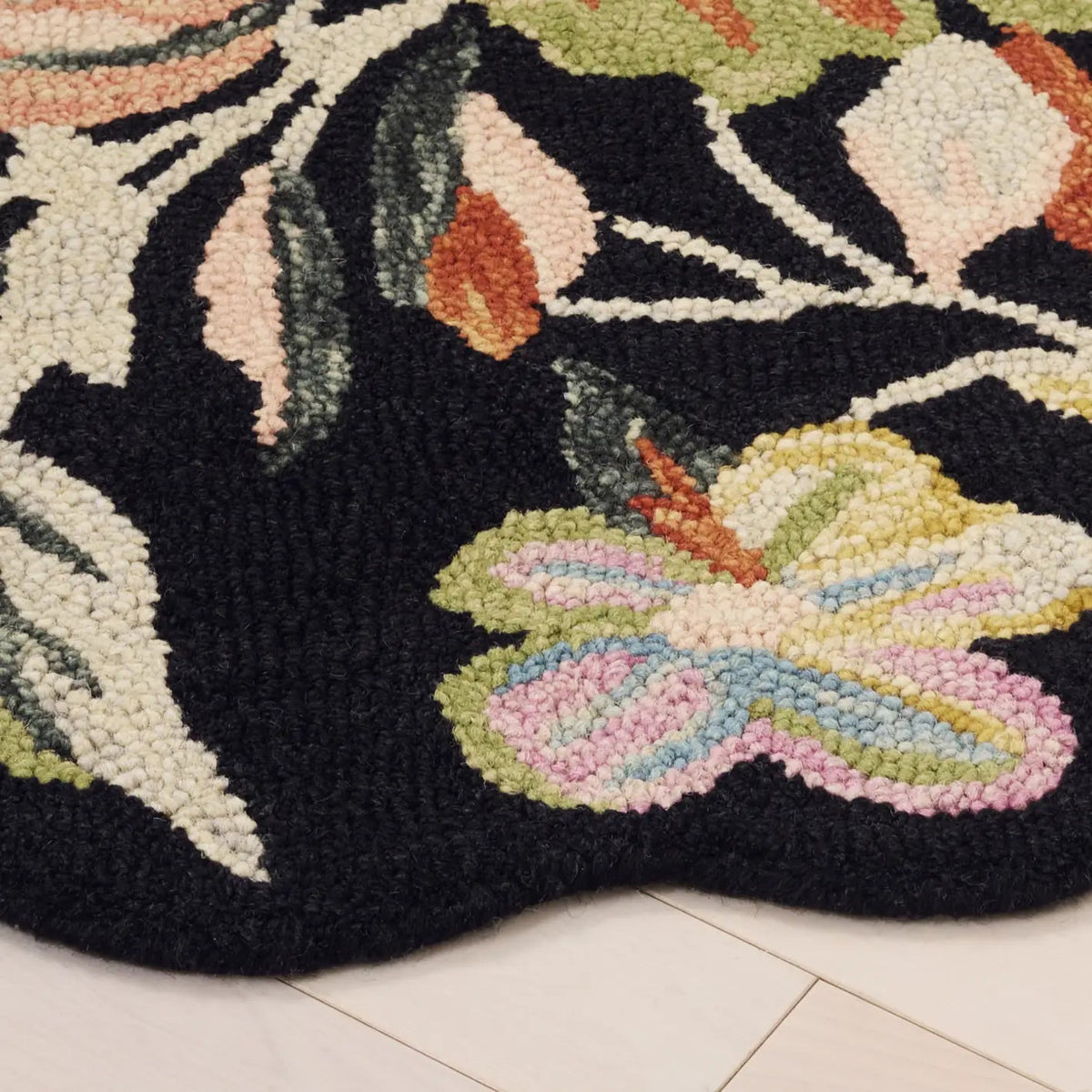 Safavieh Jardin 4'-0" x 4'-0" Rug in Black / Green
