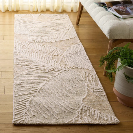 Safavieh Jardin 2'-3" x 8'-0" Rug in Taupe / Ivory