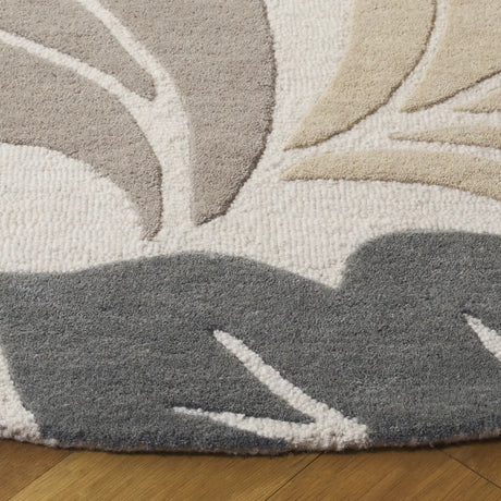 Safavieh Jardin 6'-0" x 6'-0" Rug in Ivory / Grey