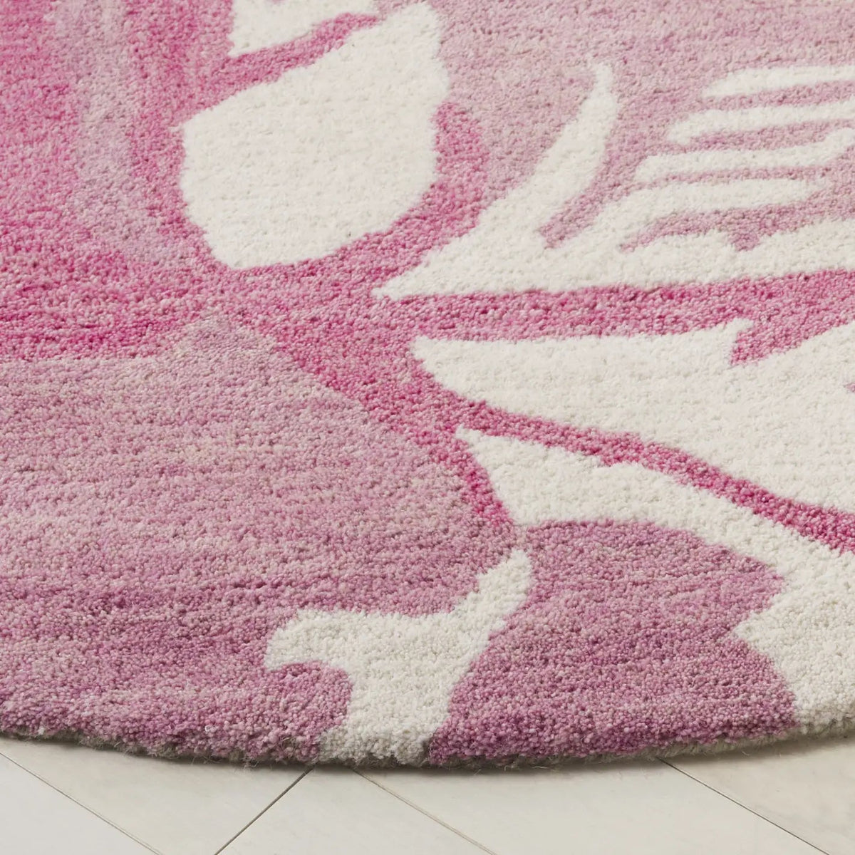 Safavieh Jardin 6'-0" x 6'-0" Rug in Grey / Pink